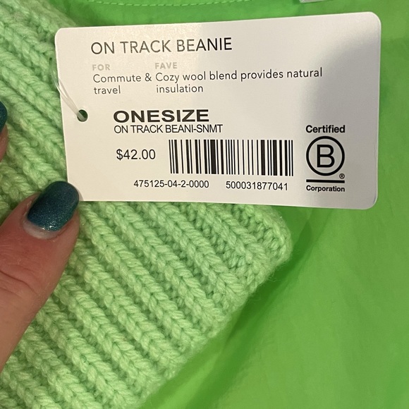 Athleta Beanie, New w/Tags, OneSize, Neon Green - Picture 2 of 2
